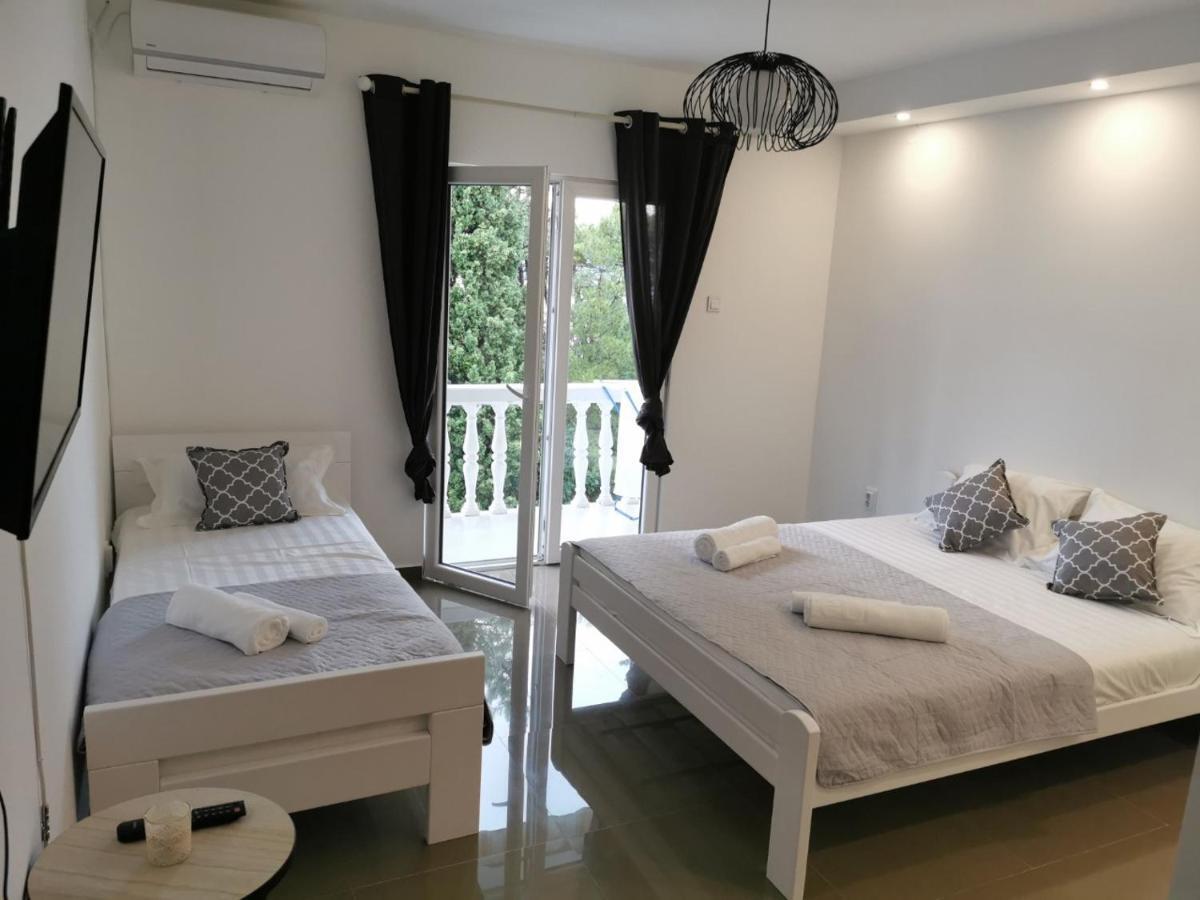 Ana Apartmani Свети-Стефан Экстерьер фото