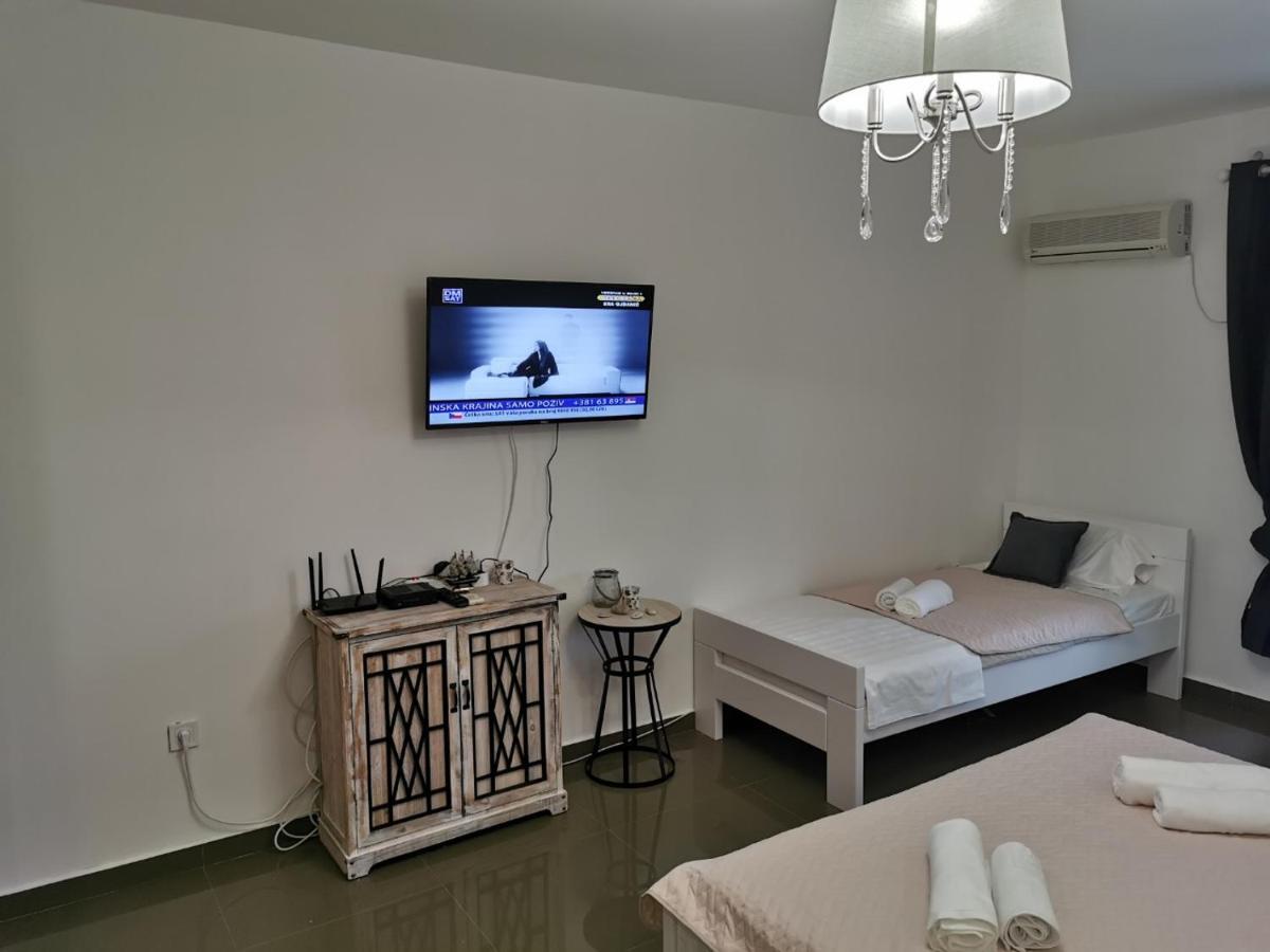 Ana Apartmani Свети-Стефан Экстерьер фото